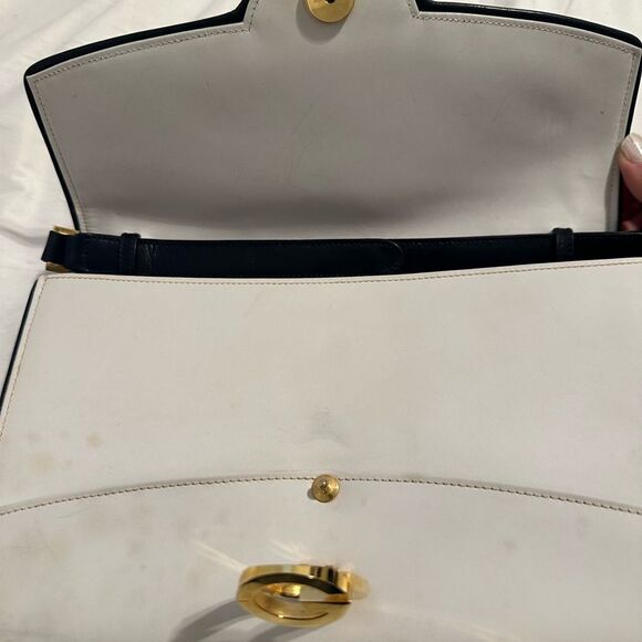 Gucci white leather bag with gold Gg - Picture 7 of 16